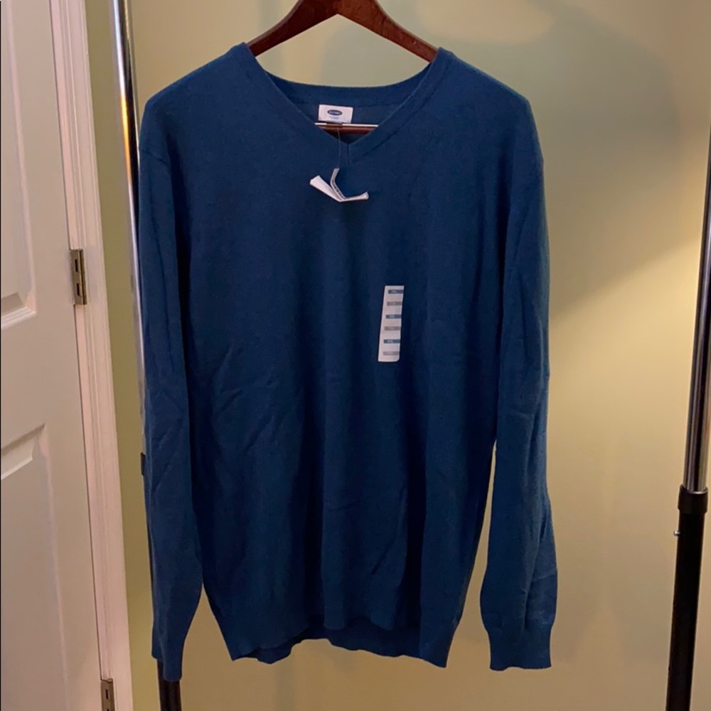 Old Navy V-Neck Sweater